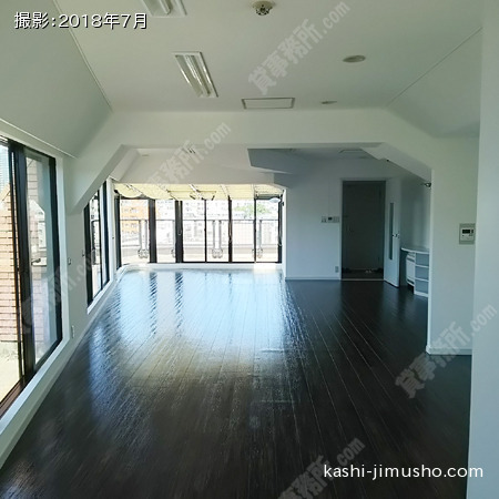 貸室内(5階47.76坪参照)