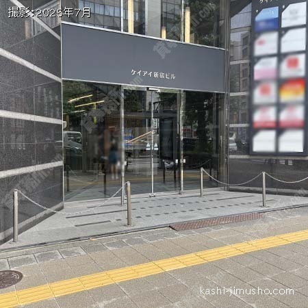 ビル入口