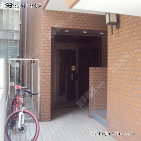 ビル入口 ビル入口