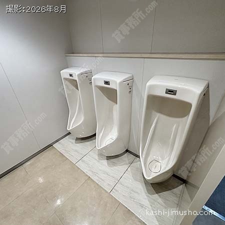 男性トイレ