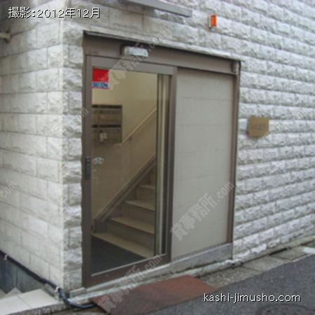  ビル入口