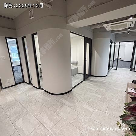 貸室内(2階) 貸室内(2階)