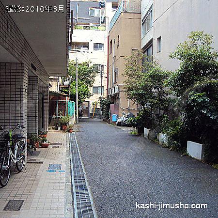 前面道路 