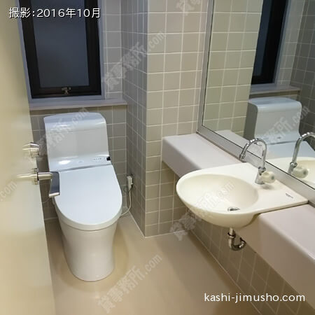 １F　洗浄機付トイレ