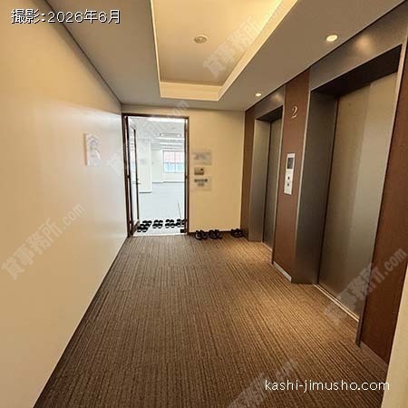 貸室階エレベーターホール 貸室階エレベーターホール