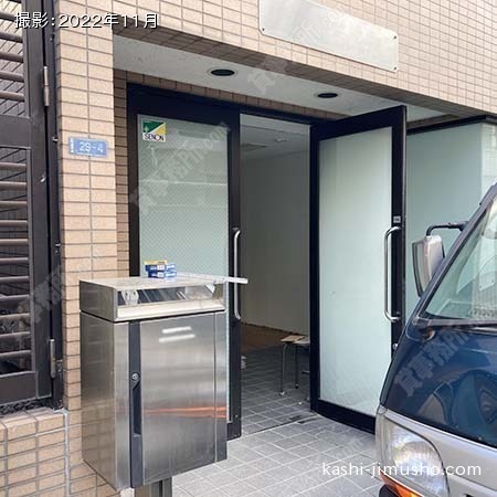 ビル入口