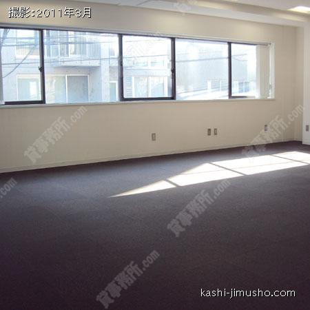 貸室内