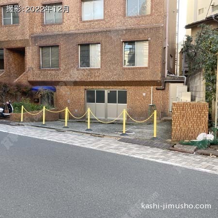ビル前面