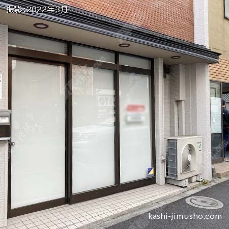 貸室入口(1階)