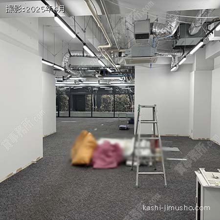 貸室内(1階・原状回復前)