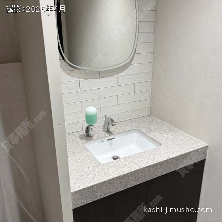 男性トイレ
