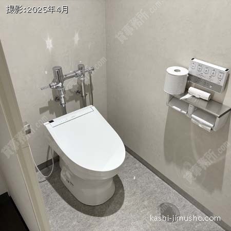男性トイレ