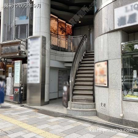 ビル入口