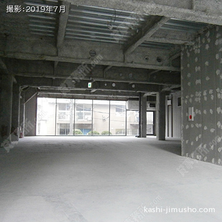 貸室内(2階) 貸室内(2階)