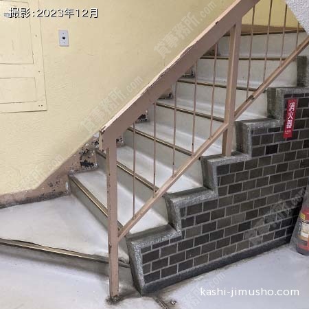 共用階段