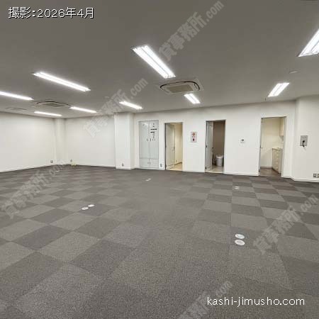 貸室内(B1階)