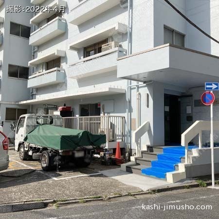 ビル前面