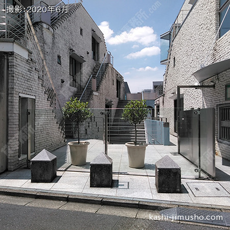 建物前面