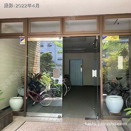 ビル入口