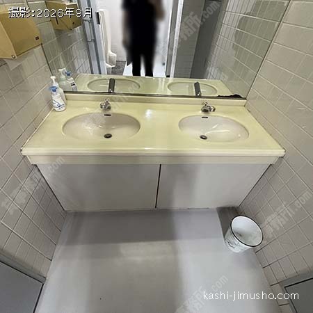 男性トイレ