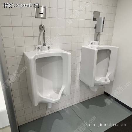 男性トイレ