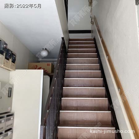 共用階段