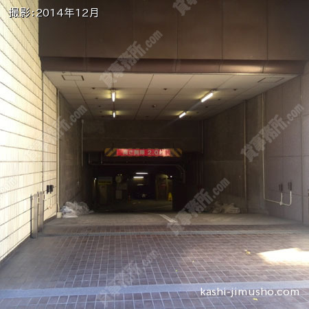 駐車場入口