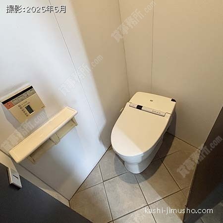 男性トイレ