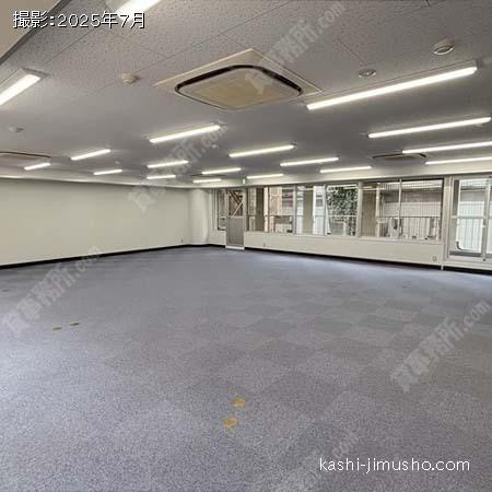 貸室内(8階)