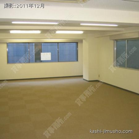 室内 