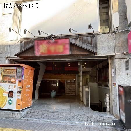 ビル前面