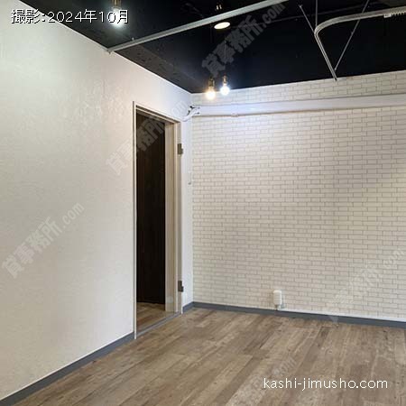 貸室内(3階301号室) 貸室内(3階301号室)