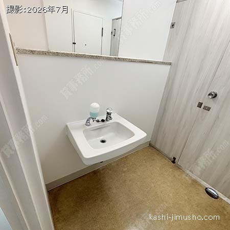 女性トイレ 女性トイレ