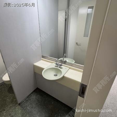 女性トイレ