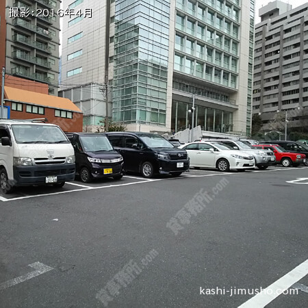  近隣駐車場