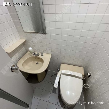 男性トイレ