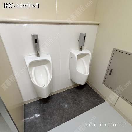 男性トイレ