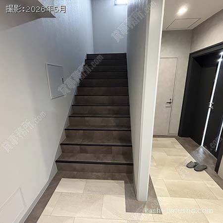 共用階段 共用階段