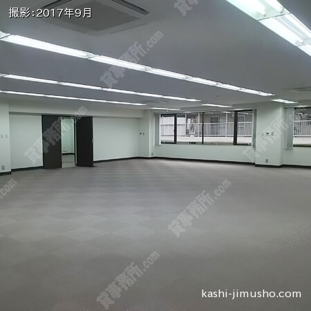 貸室内(401号室参照）