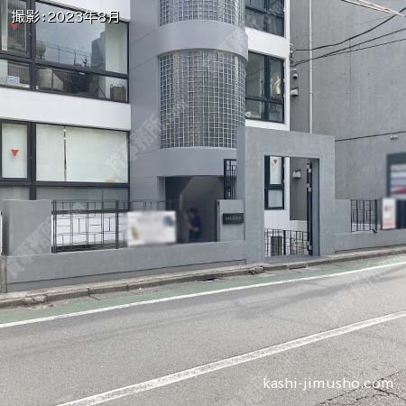建物前面