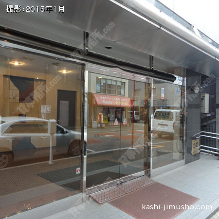 ビル入口 ビル入口