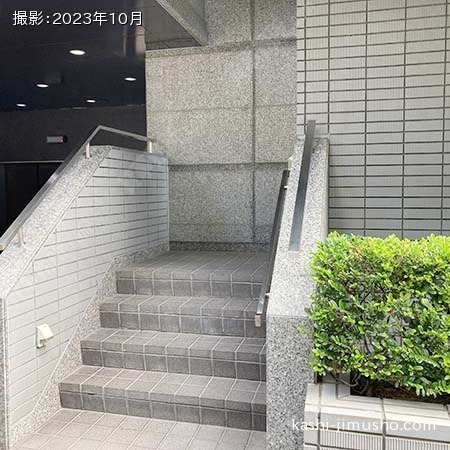 2階への階段