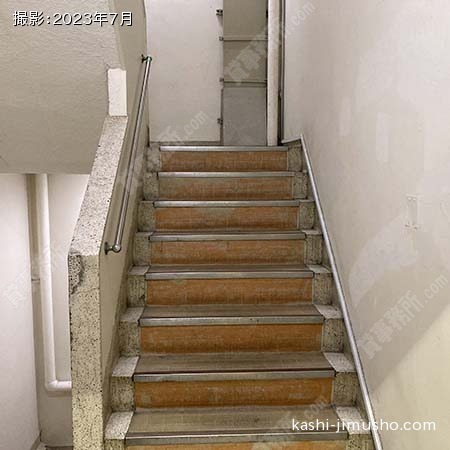 共用階段