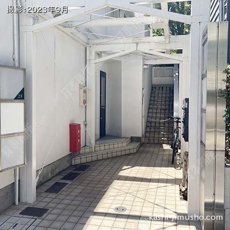 建物入口