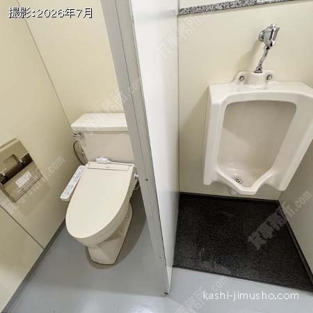 男性トイレ