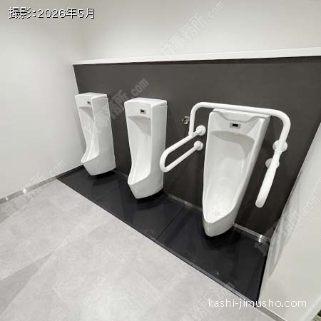 男性トイレ 男性トイレ