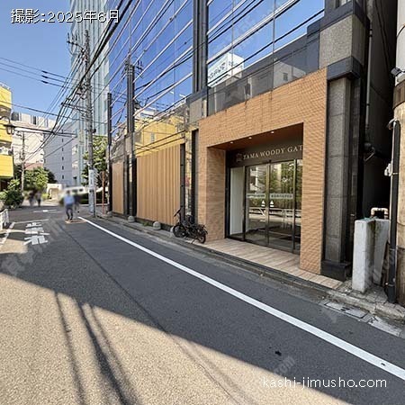 ビル前面