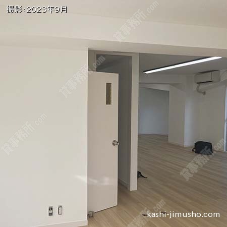 貸室内(7階701号室・原状回復中)