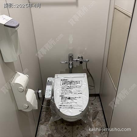 男性トイレ