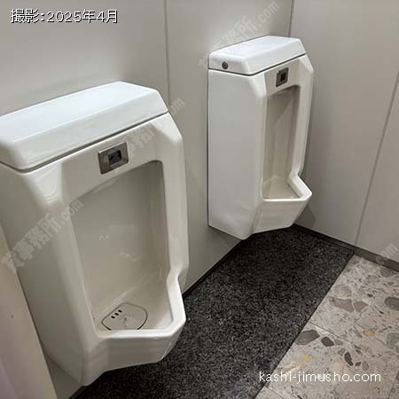 男性トイレ